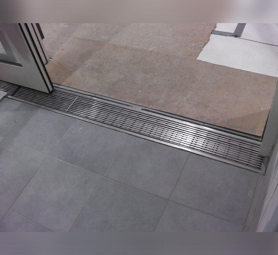 Commercial Range Drain Channel | Polished Top Edge | Kent Stainless